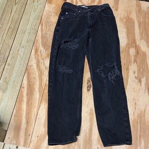 Stylish Black Distressed Relaxed Jeans